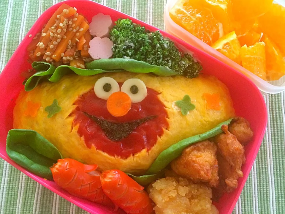 エルモ☆オムライス弁当💖|ゆりねかふぇさん