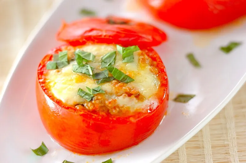 夏野菜のミートグラタン🍅

中の種もちゃーんと
ソースに入れてあります(๑•̀ㅂ•́)و✧|Haru,kさん