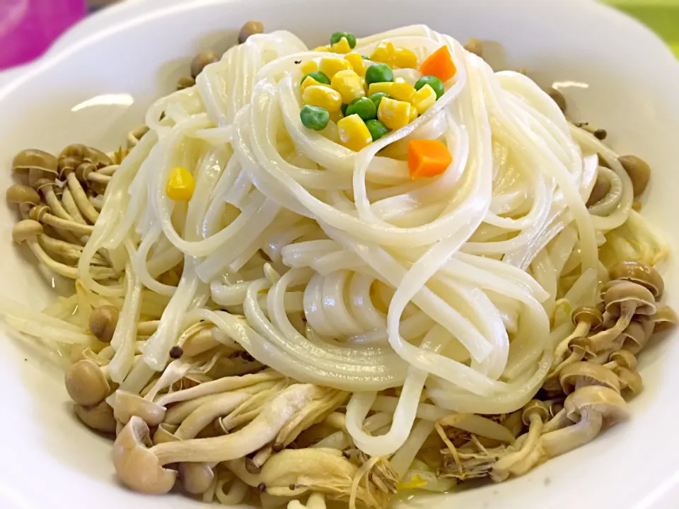 ぶっかけキノコうどん🍄|マニラ男さん