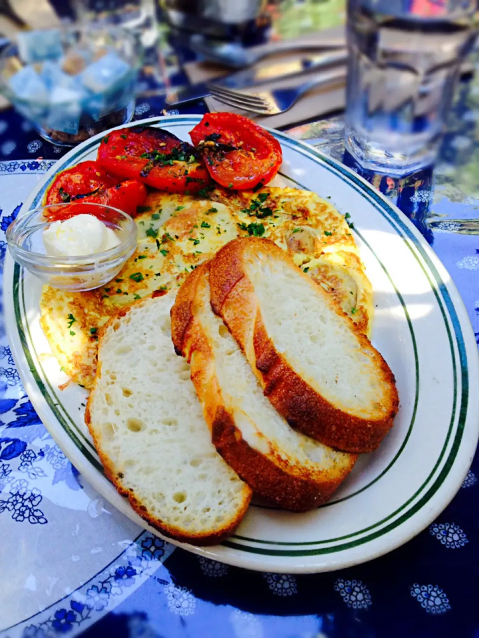 Snapdishの料理写真:Omelette @ La Note|Sarah Mahoneyさん