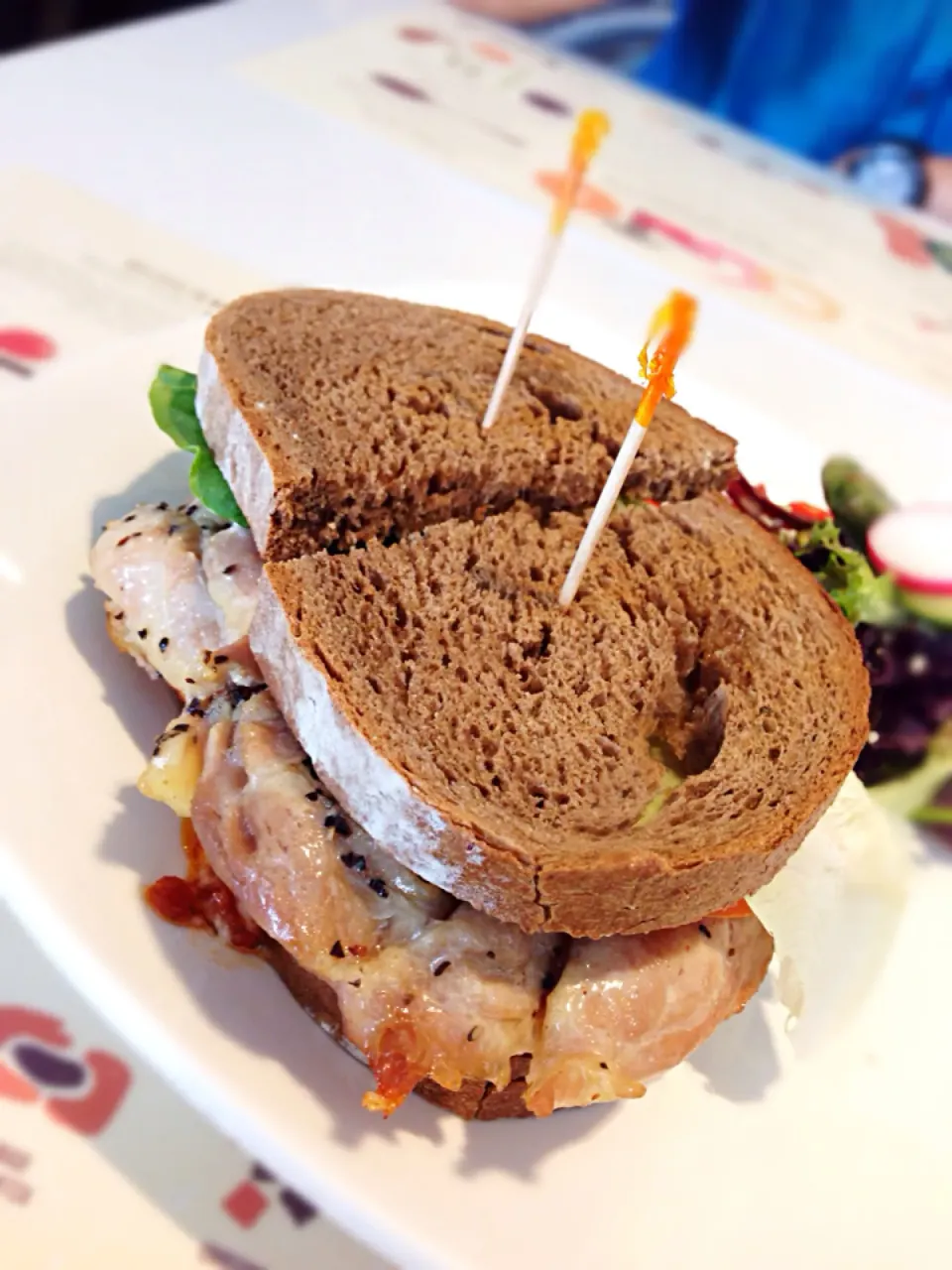 Sandwich - Sundried tomato & grilled chicken on rye bread@Cedele, Great World City|coxiella24さん