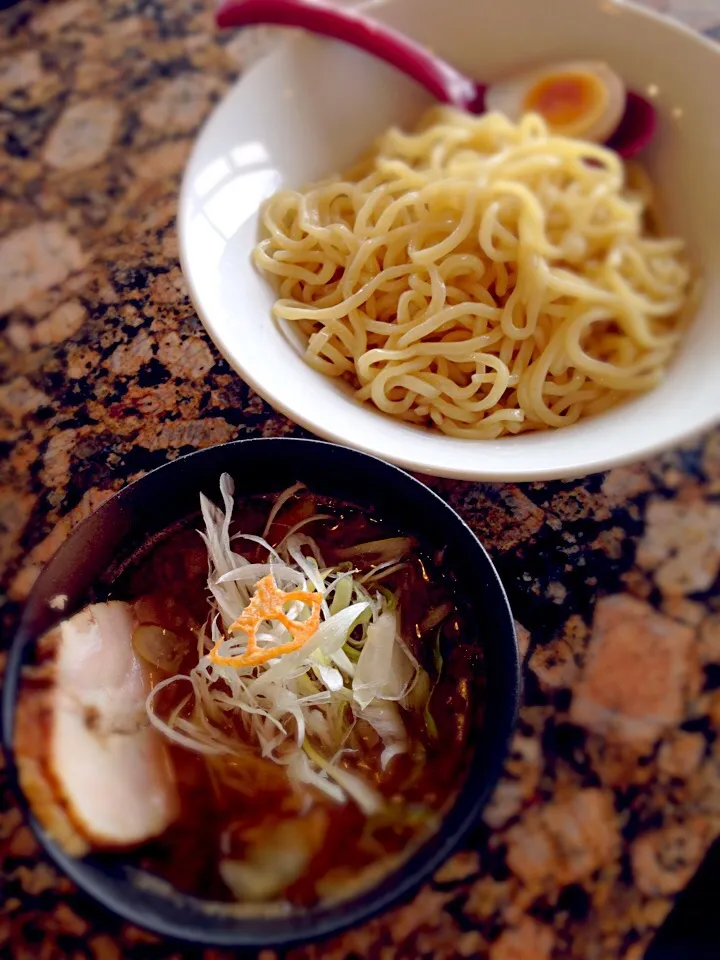 Snapdishの料理写真:蓮海 まぐろ豚骨醤油つけ麺|Akira Kadoyaさん