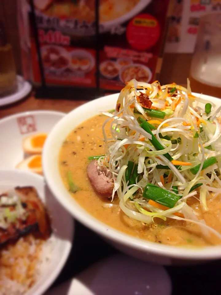 焦がしごまみそラーメンと香ばしチャーシューご飯のセット|coichiさん