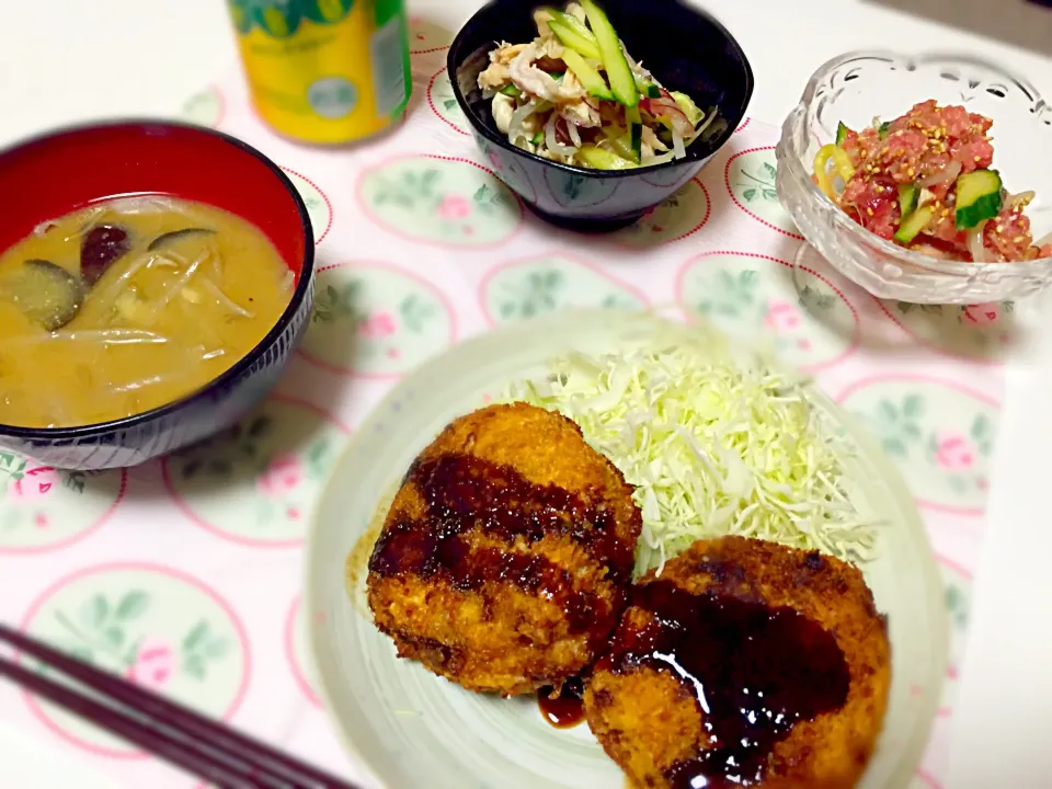 Snapdishの料理写真:いつの日かのメンチカツ定食|maipuさん