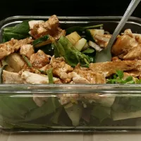 Spinach and Roasted Chicken Balsamic Salad #Basalmic|Darlene Dyerさん