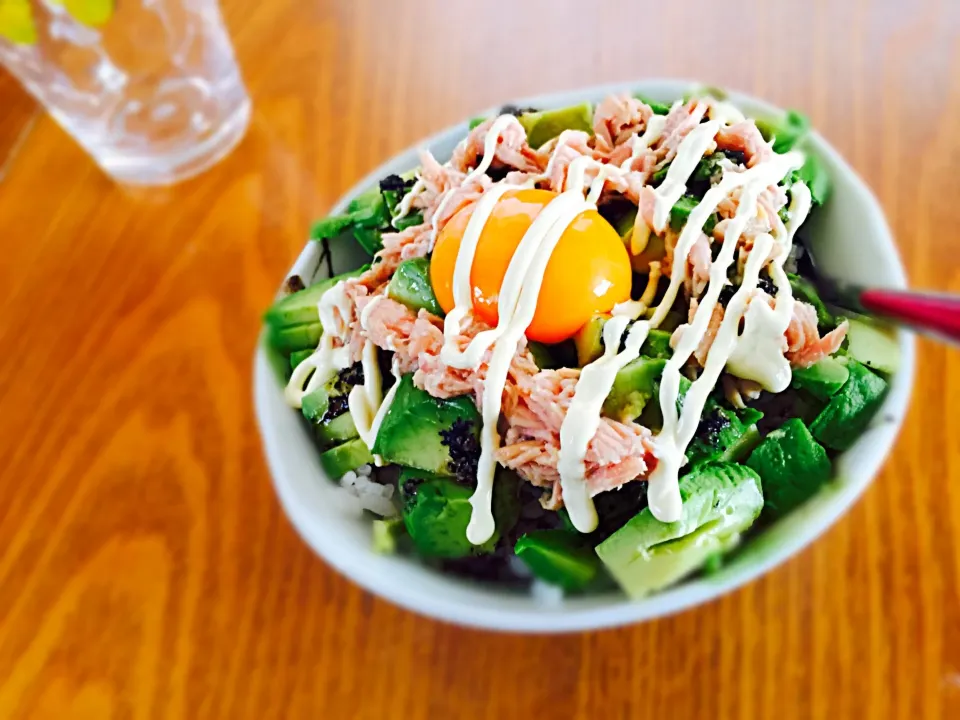 プチ☆アボカド丼|べいびさん