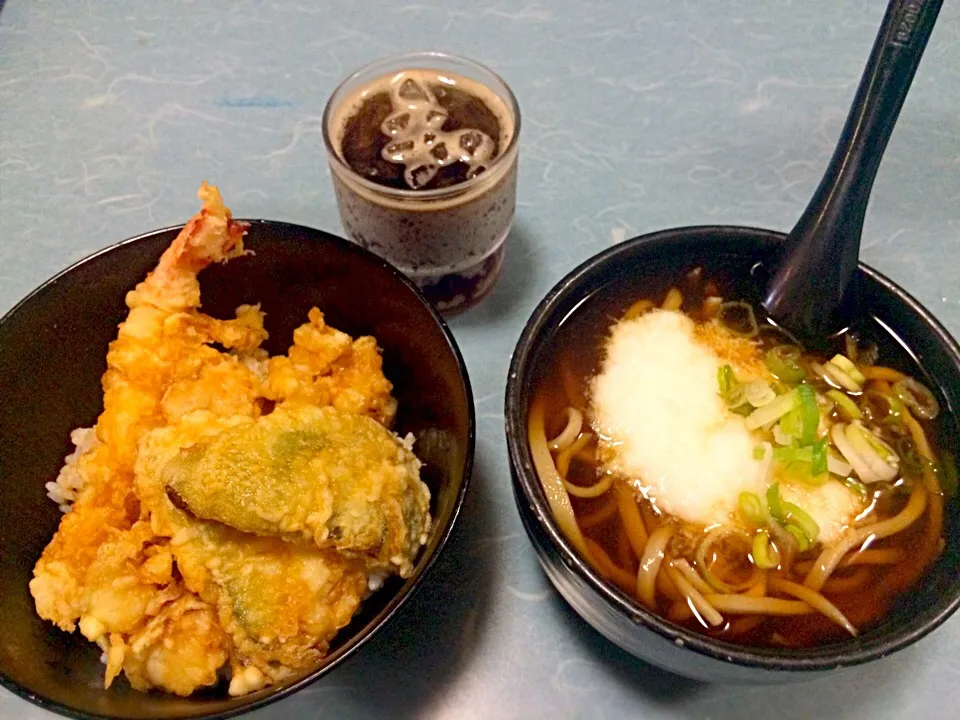 ☆今日の賄い☆
天丼&とろろそば|mamiさん