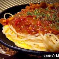 Snapdishの料理写真:TETSU♪😋さんの料理 オヤジ特製の家族みんな大好き♡ミートソーススパゲッティー♬ 今夜は鉄板玉子引きで！感謝、感謝、感謝ー！ 皆さまありがとうございましたぁー！m(_ _)m m(_ _)m