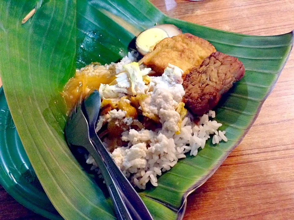 Nasi Liwet|Bambang Budiono Tjioさん