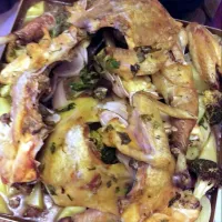 Snapdishの料理写真:BBQ Chicken with rosemary and parsley|Lisa Xinzhi Wuさん