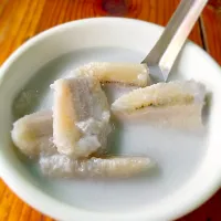 Snapdishの料理写真:Kluai Buat Chi (banana cooked in coconut milk)|Bank Kungさん