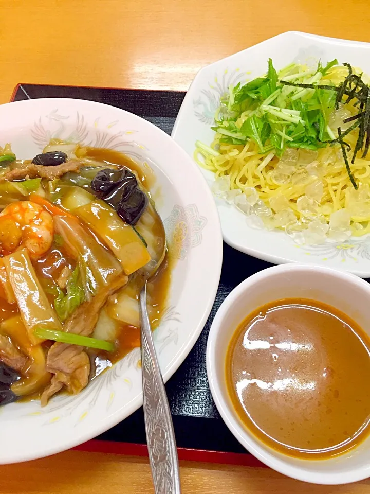 冷やしつけ麺＆中華丼セット🍜|akiさん