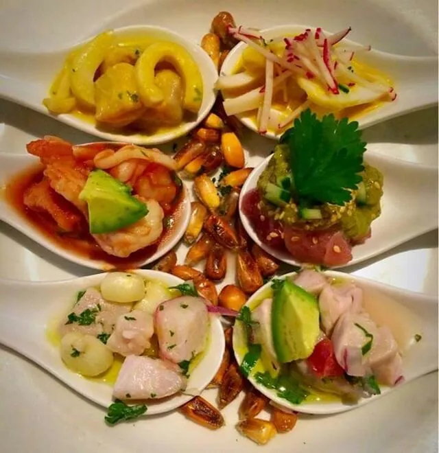 Snapdishの料理写真:ceviche sampler|CHUENCHAIさん