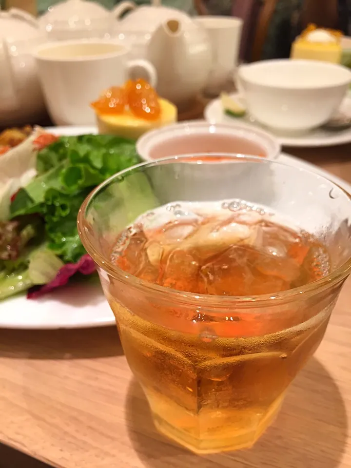 Snapdishの料理写真:梅酒の紅茶割り|masyukuriさん