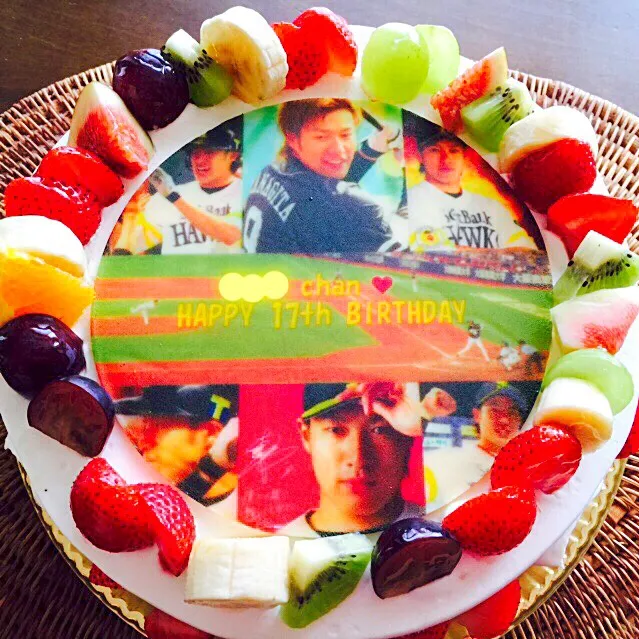 Snapdishの料理写真:☆ BIRTHDAY "GITA" CAKE ☆|kaoriさん