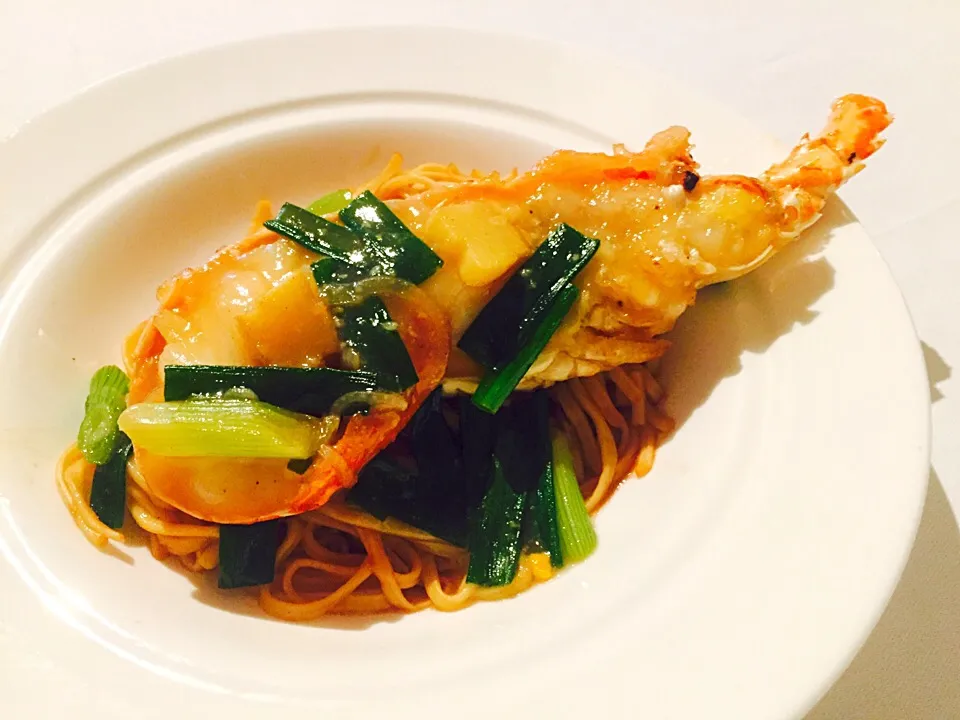 Snapdishの料理写真:Stewed Lobster with Ee Fu Noodles and Spring Onions.|Agnes Chandraさん