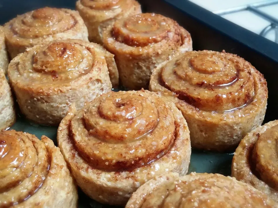 Snapdishの料理写真:Whole Wheat Cinnamon Bun|dotdotdotx2さん