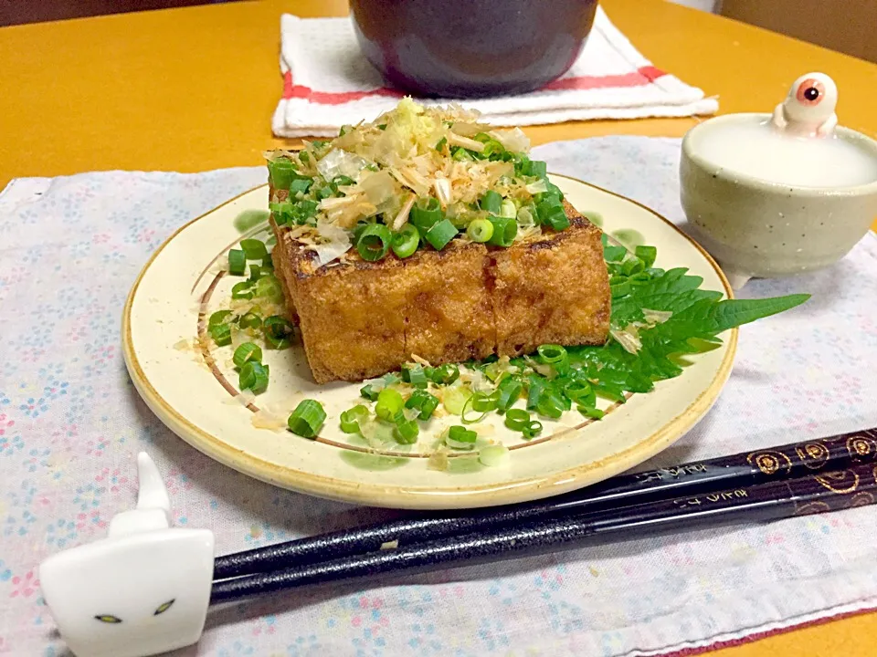 焼き厚揚げ!  (^-^)
なんかこれがいいなぁ〜!  (*^^*)|Kei Satoさん