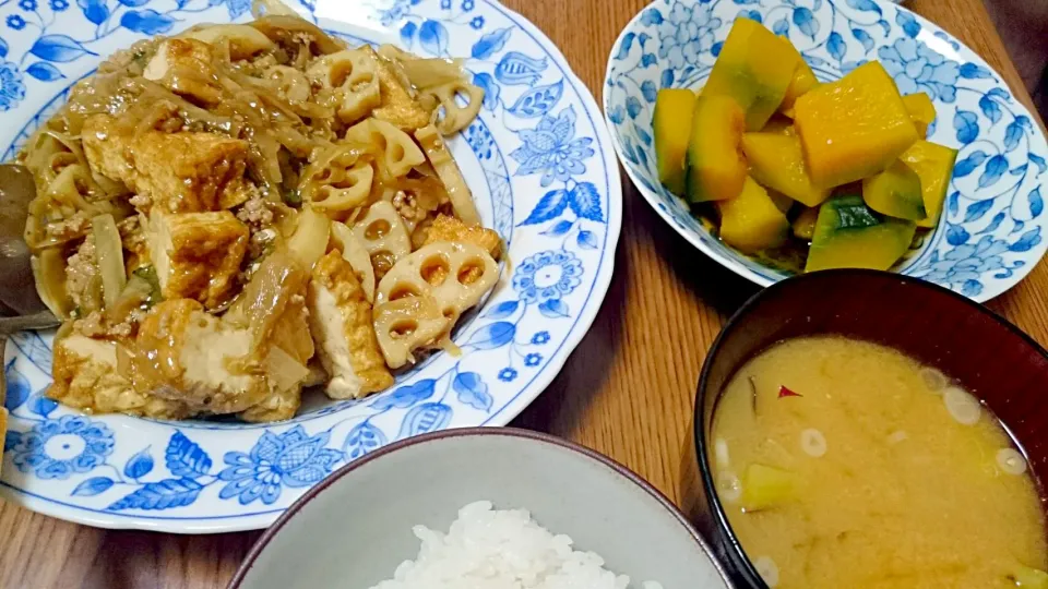 ・根菜と厚揚げの甘辛炒め
・南瓜の薄煮
・さつまいもの味噌汁|ようかんさん