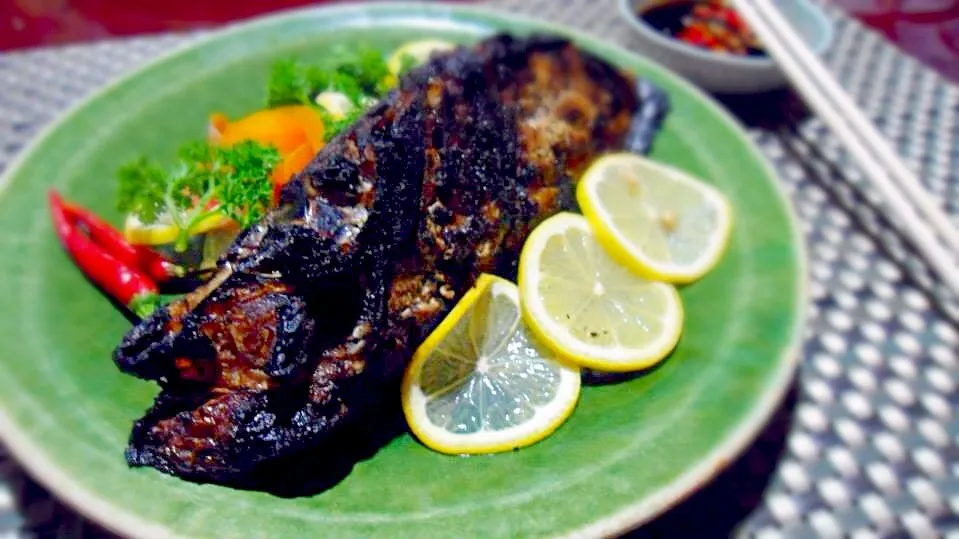 Grilled Tuna Head|JM de Guzmanさん