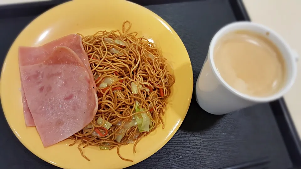 Snapdishの料理写真:火豚炒麺|なるさんさん