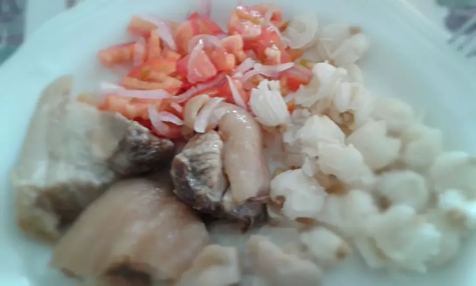 Snapdishの料理写真:Escabeche de patitas de chancho|Teresa Daniela Villagómez Riosさん