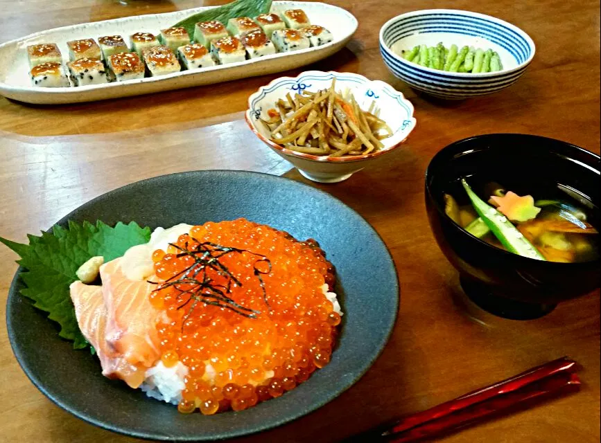 いくら丼定食|ARIさん