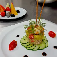 Snapdishの料理写真:crab meat with guacamole and shrimp
serve with fruit platter
credit to Cdp Cold Kitchen.|Chef AJさん