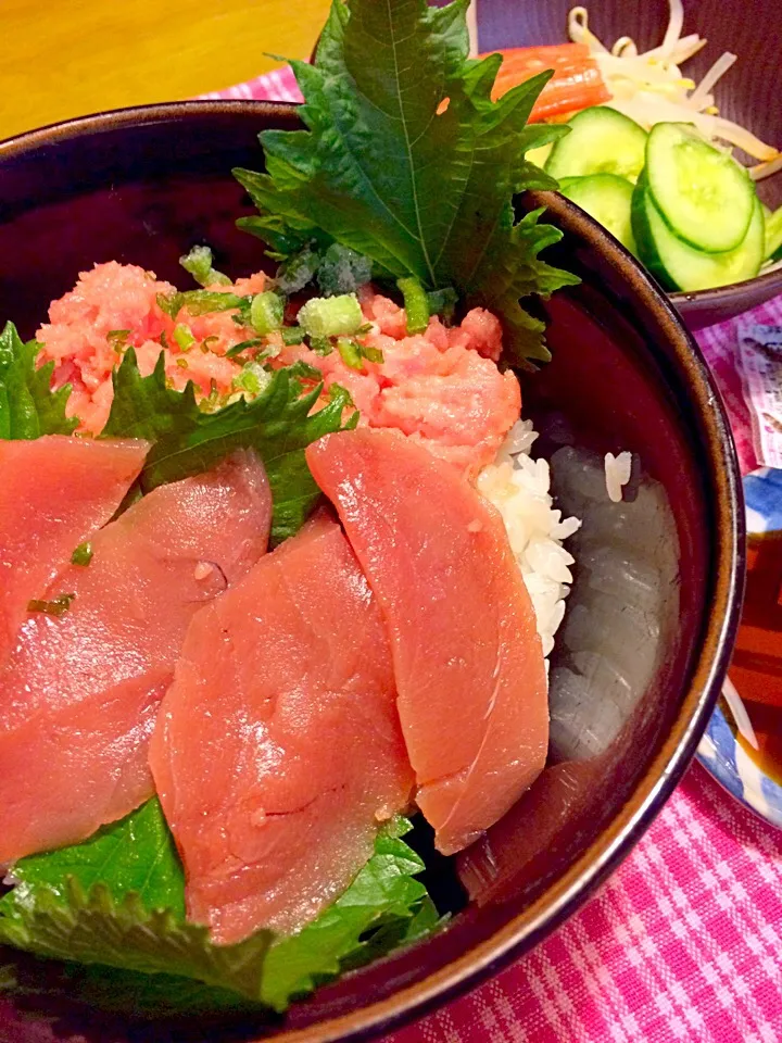 マグロ丼で夕食🍚🍚|かずみさん