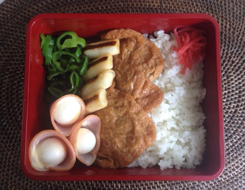 お揚げと焼きねぎの炊いたの弁当|*なおみん*さん