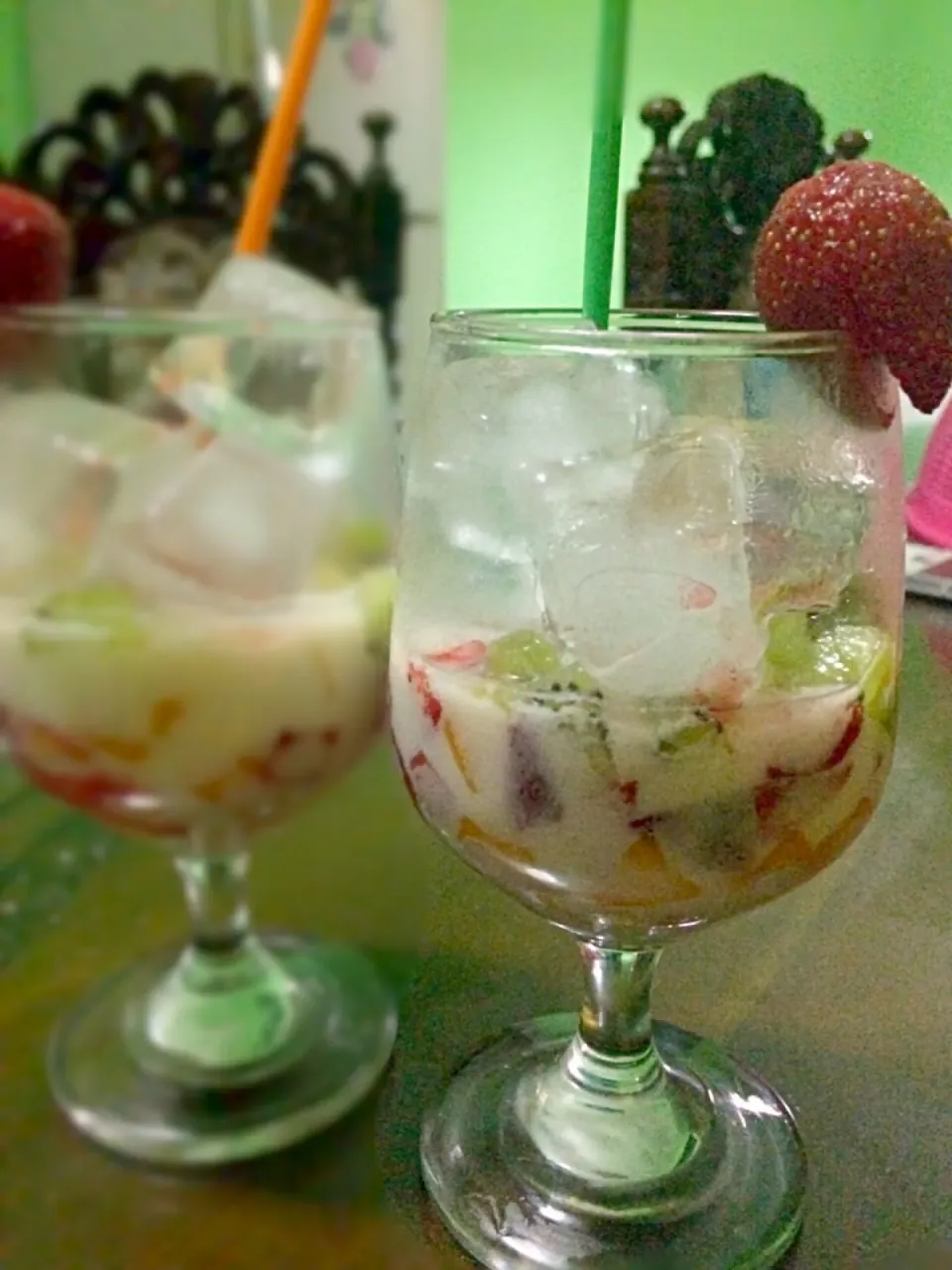 Fruit ice milk|lidya ayu ningsihさん