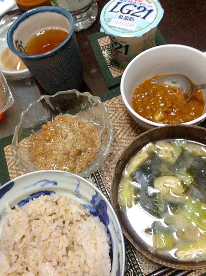 納豆＆カレー＆キャベツの味噌汁|まぐろさん