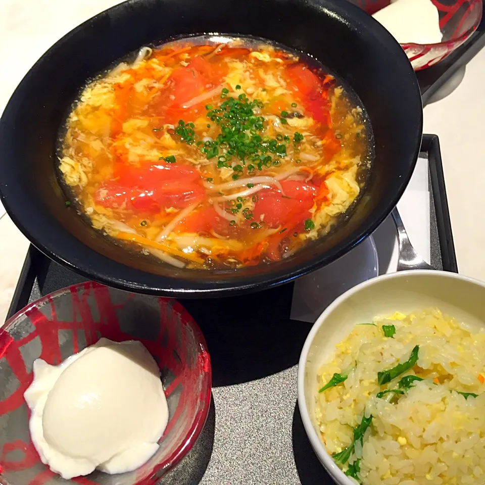 トマトと五目野菜の酸味ラーメンセット(^O^)／|すかラインさん