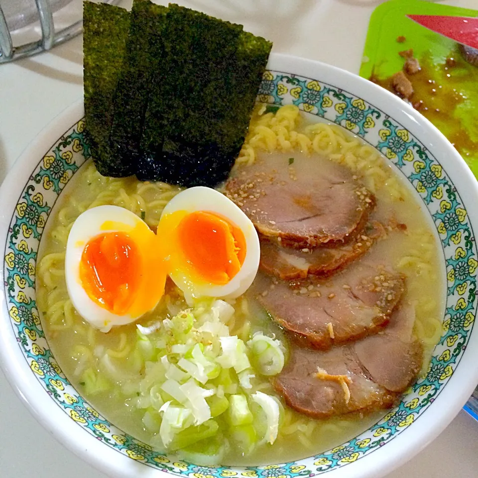 tonkutsu ramen|marian ilanoさん