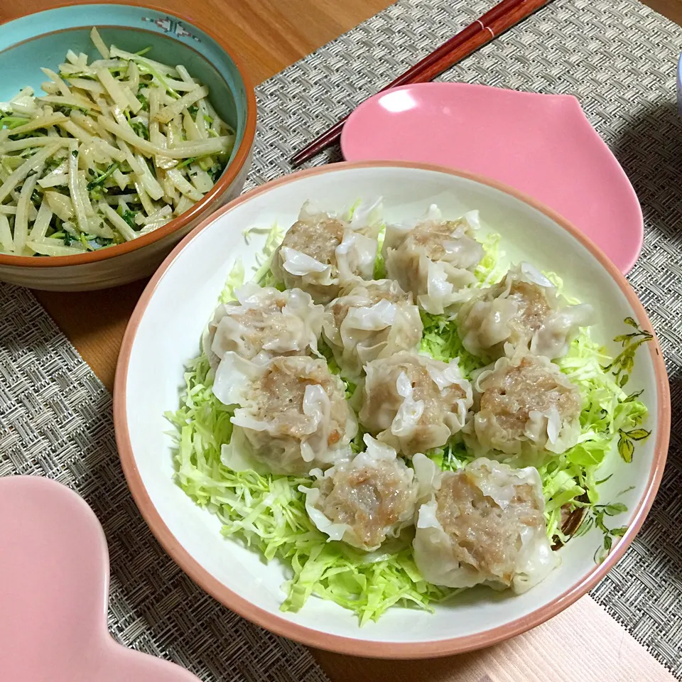 手作り焼売and豆苗とポテトの柚子胡椒マヨ♪|@mano*さん