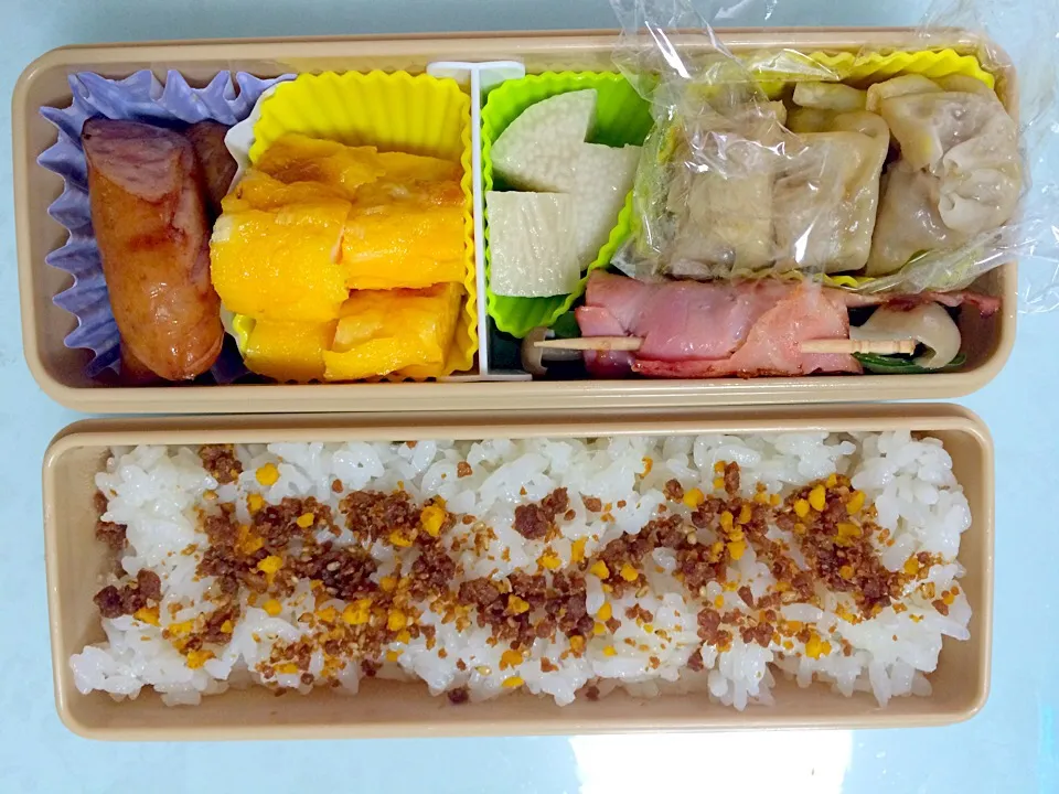 本日の旦那さんお弁当(∩^ ～ ^∩)~♡|りかさん