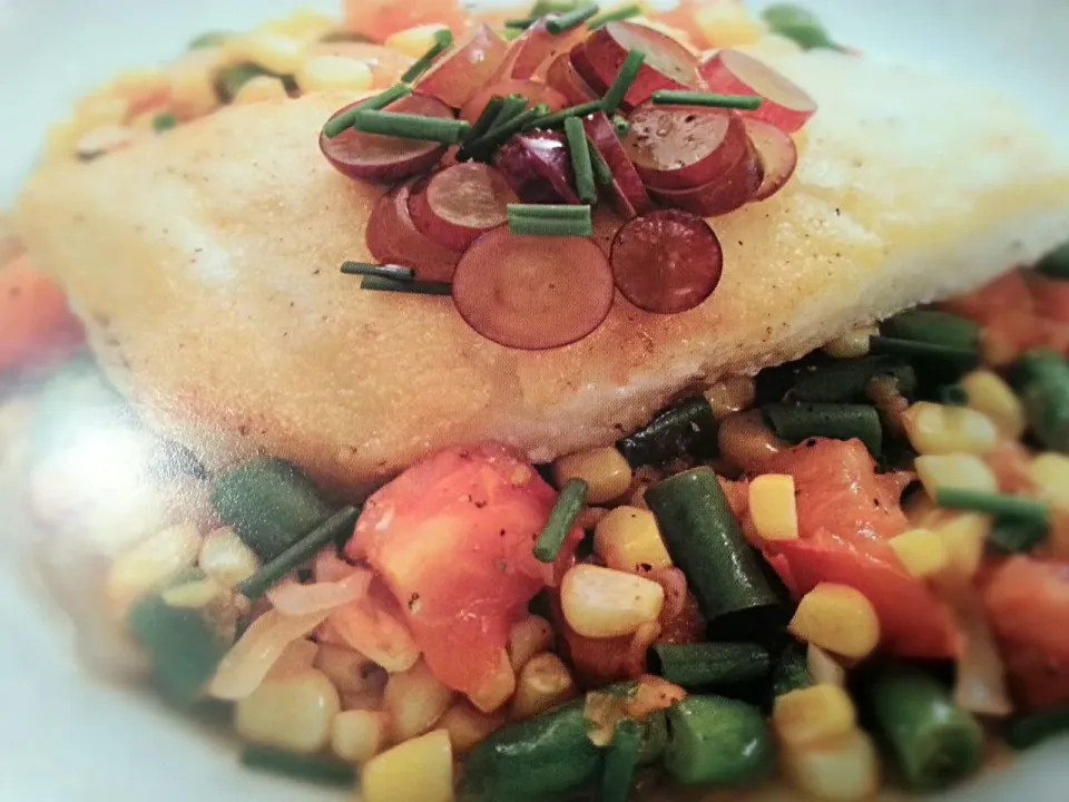 #BlueApron Pan-Seared Cod with Pickled Grapes & Summer Succotash|Courtney Alizabet Riess Handelさん