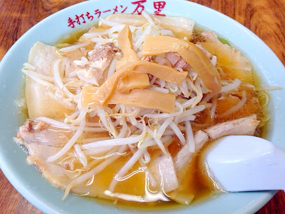 佐野ラーメン万里 もやしチャーシュー|pipioujiさん