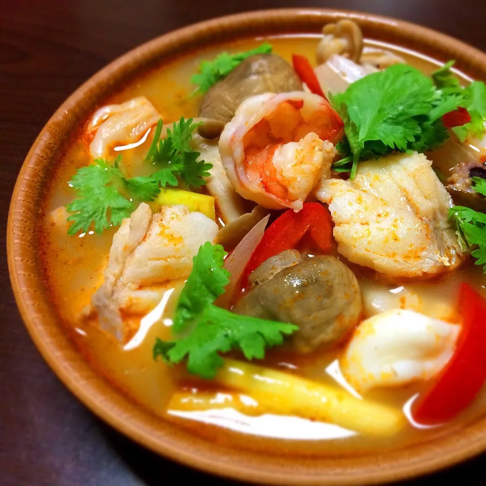 Seafood Tom Yum "ต้มยำรวมมิตรทะเลจ้า😋"|Porr Ishidaさん