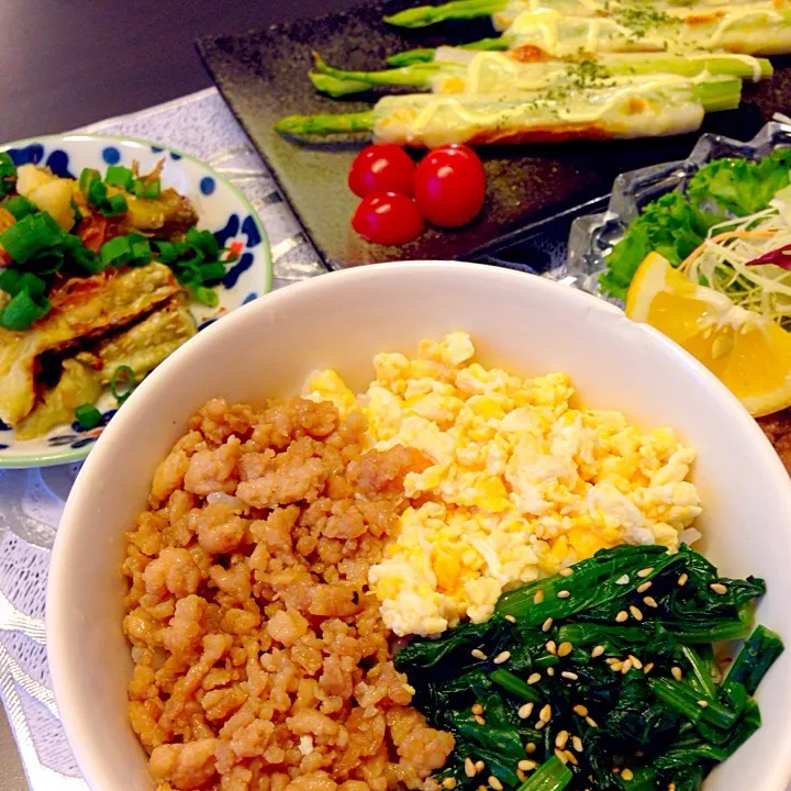 三色そぼろ丼|なぁなさん