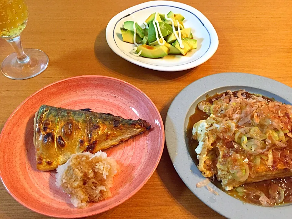 鯖の塩焼き 自家製厚揚げ アボカド|コニーさん