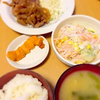 Snapdishの料理写真:2015.9.10 夕飯|2015kakeiyarikuriさん