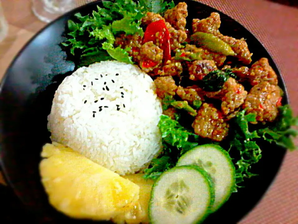 Sweet Spicy and Sour Pork Meat Balls w/ Basil Leaves and Pineapple Rice Platter ✔|🌼 Pooja's Kitchenette 🌼さん