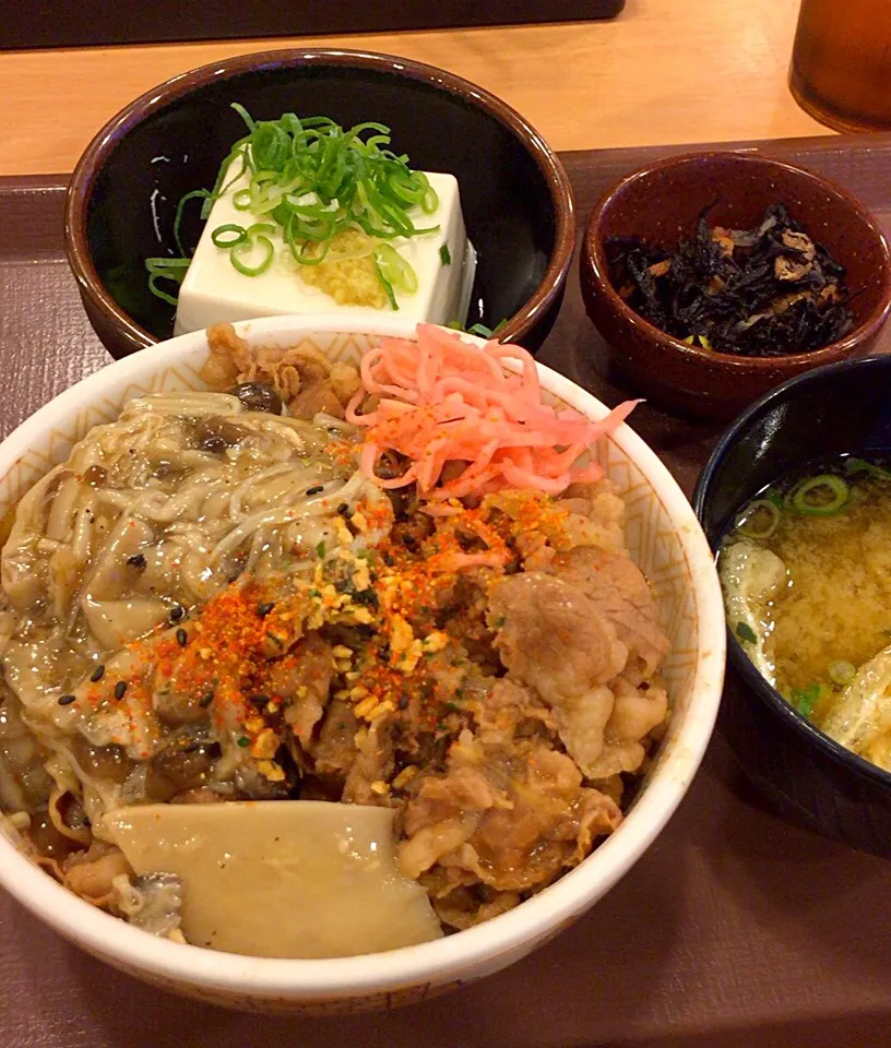 きのこペペロンチーノ牛丼  健康セット|るみおんさん