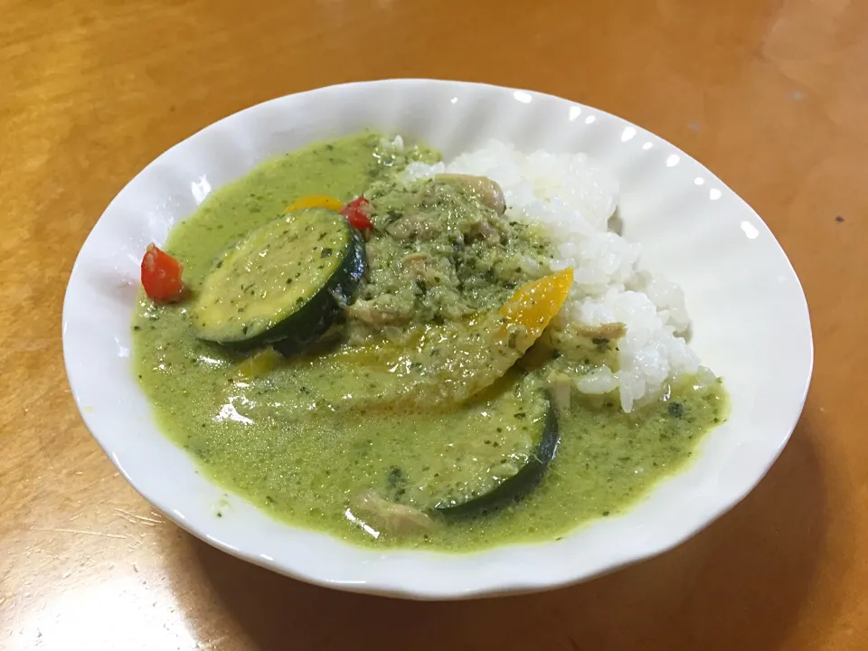 Snapdishの料理写真:グリーンカレー|kimikaさん