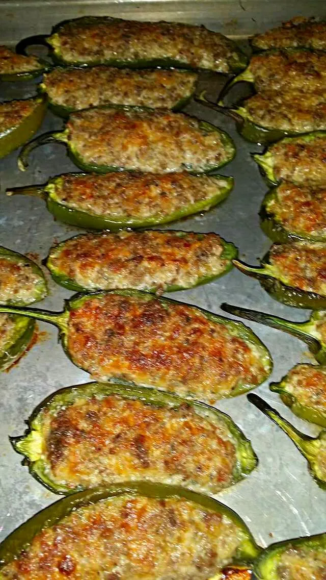 My Uncle's Sausage Stuffed Jalapeño Peppers for High School Football Tailgate #Party tomorrow #Snack/Teatime #Vegetable #Meat/Poultry #Pork 🏈 🏈 🏈|Alisha GodsglamGirl Matthewsさん