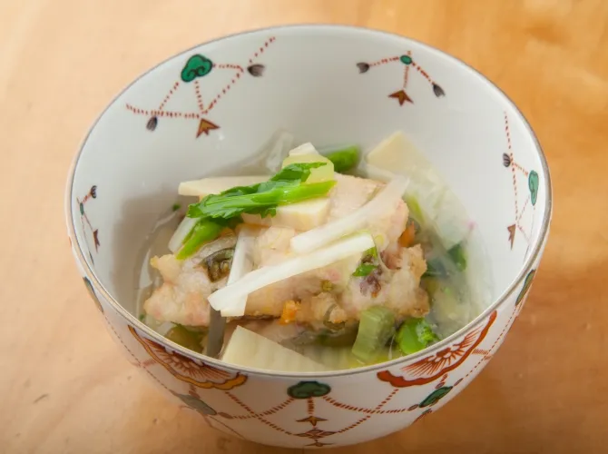 里芋で揚げた鰆の野菜あんかけ #シェフごはん|シェフごはんさん