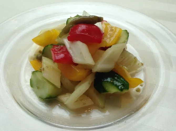 Snapdishの料理写真:塩漬け山椒で味わう彩り野菜のピクルス #シェフごはん|シェフごはんさん