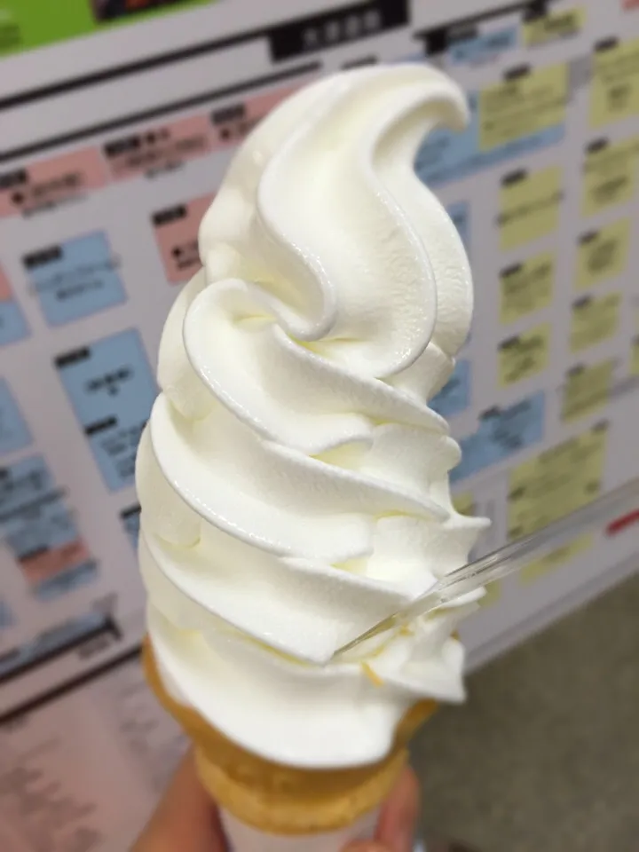 Snapdishの料理写真:北海道物産展のソフトクリーム|yuriさん