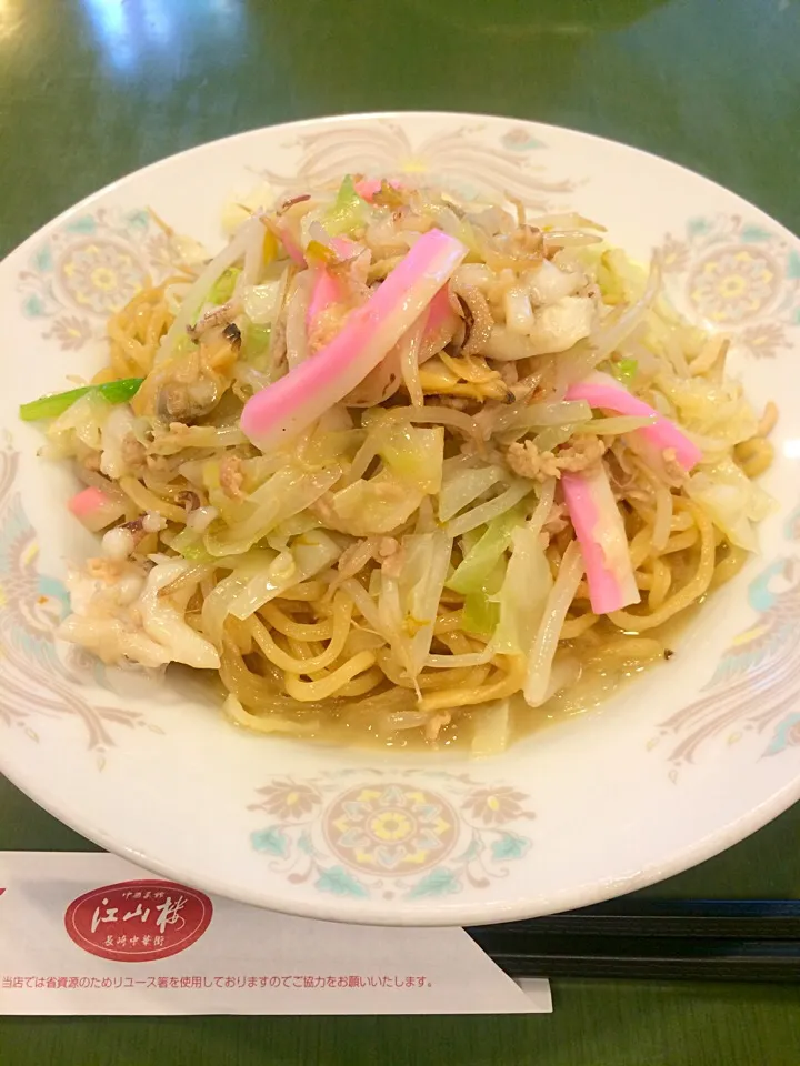 長崎中華街にて 太麺皿うどん|ナナさん